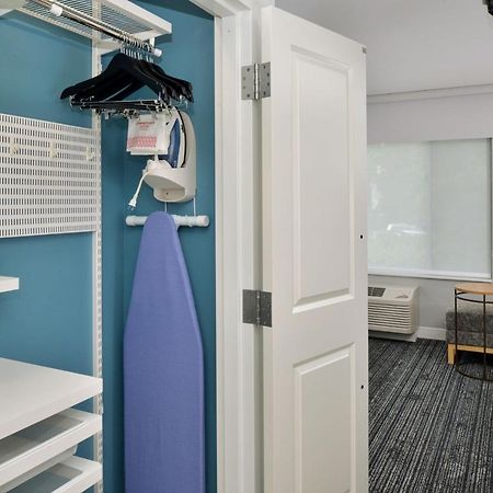 Towneplace Suites By Marriott Asheville Downtown Bagian luar foto
