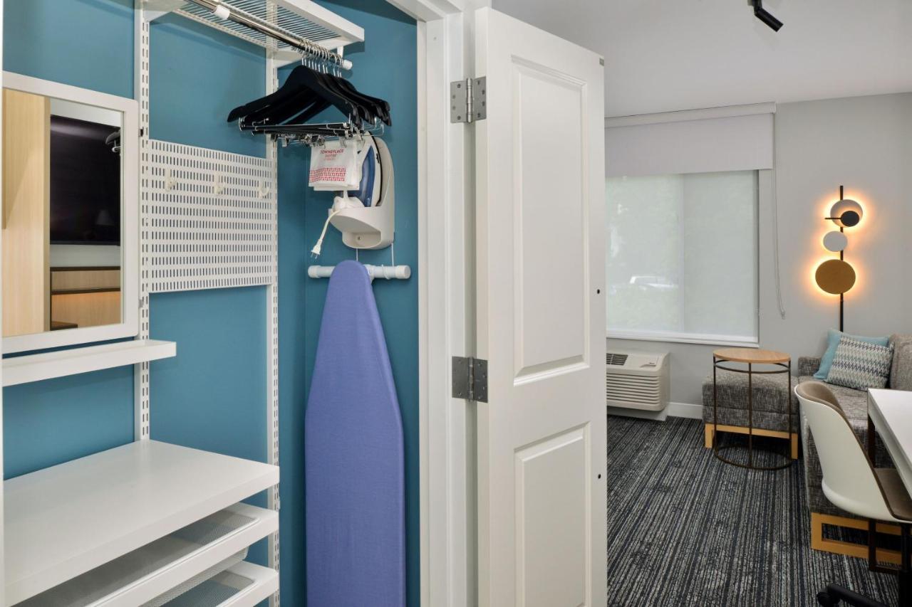 Towneplace Suites By Marriott Asheville Downtown Bagian luar foto