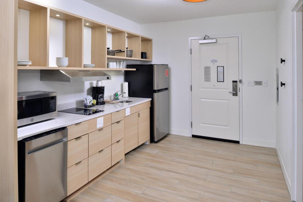 Towneplace Suites By Marriott Asheville Downtown Bagian luar foto